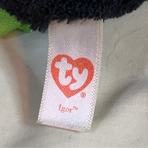 Ty Beanie Boos Igor the Bat EUC 6” Plush Stuffed Animal Toy HALLOWEEN - Picture 8 of 10